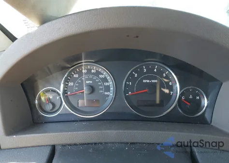 2008 Jeep Grand Cherokee Laredo z USA, uszkodzony, nr VIN 1J8GR48K08C176308